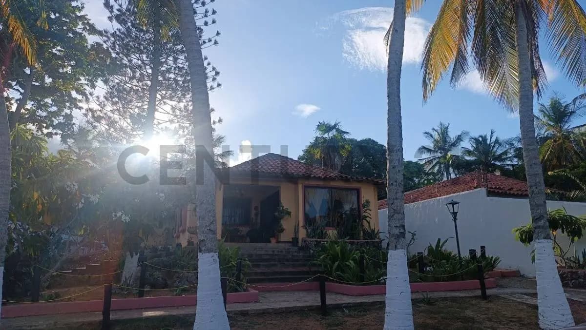 Doble casa estilo campestre en Manantiales de Guayamurí Margarita - 34