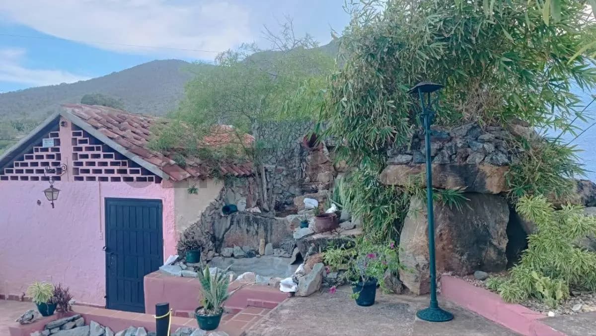 Doble casa estilo campestre en Manantiales de Guayamurí Margarita - 5