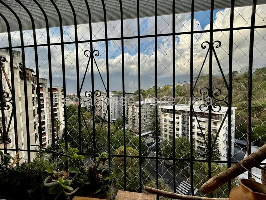 Apartamento (1 Nivel) en Alquiler en El Cafetal, Distrito Metropolitano - 17
