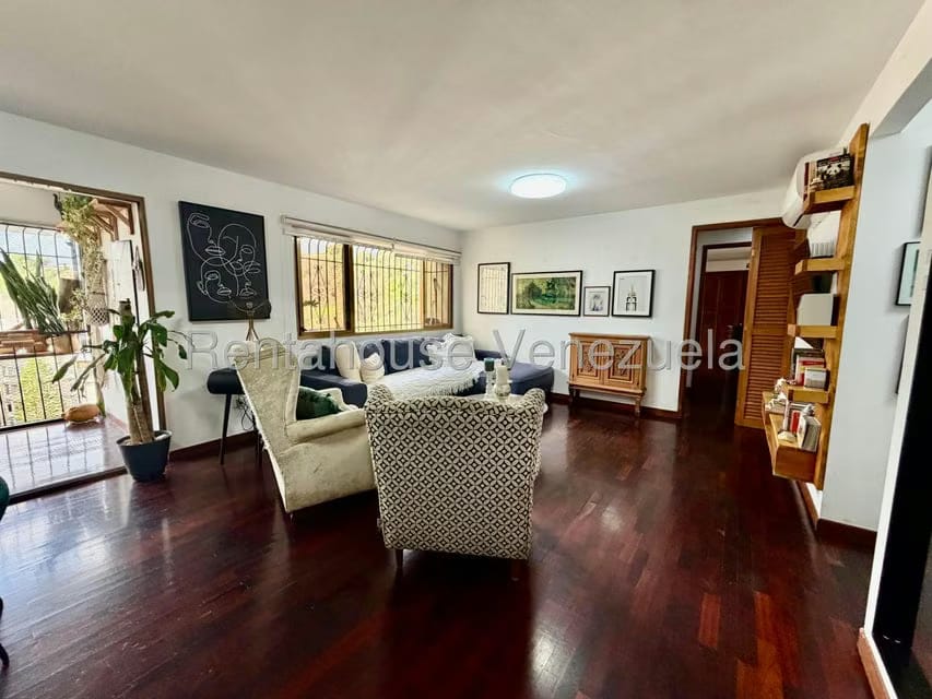 Apartamento (1 Nivel) en Alquiler en El Cafetal, Distrito Metropolitano - 4