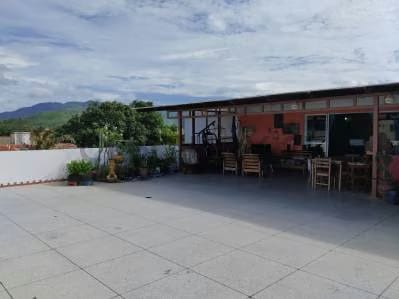 Venta de Edificio Comercial en la isla de Margarita : 1.268 m² de Construcción - 8