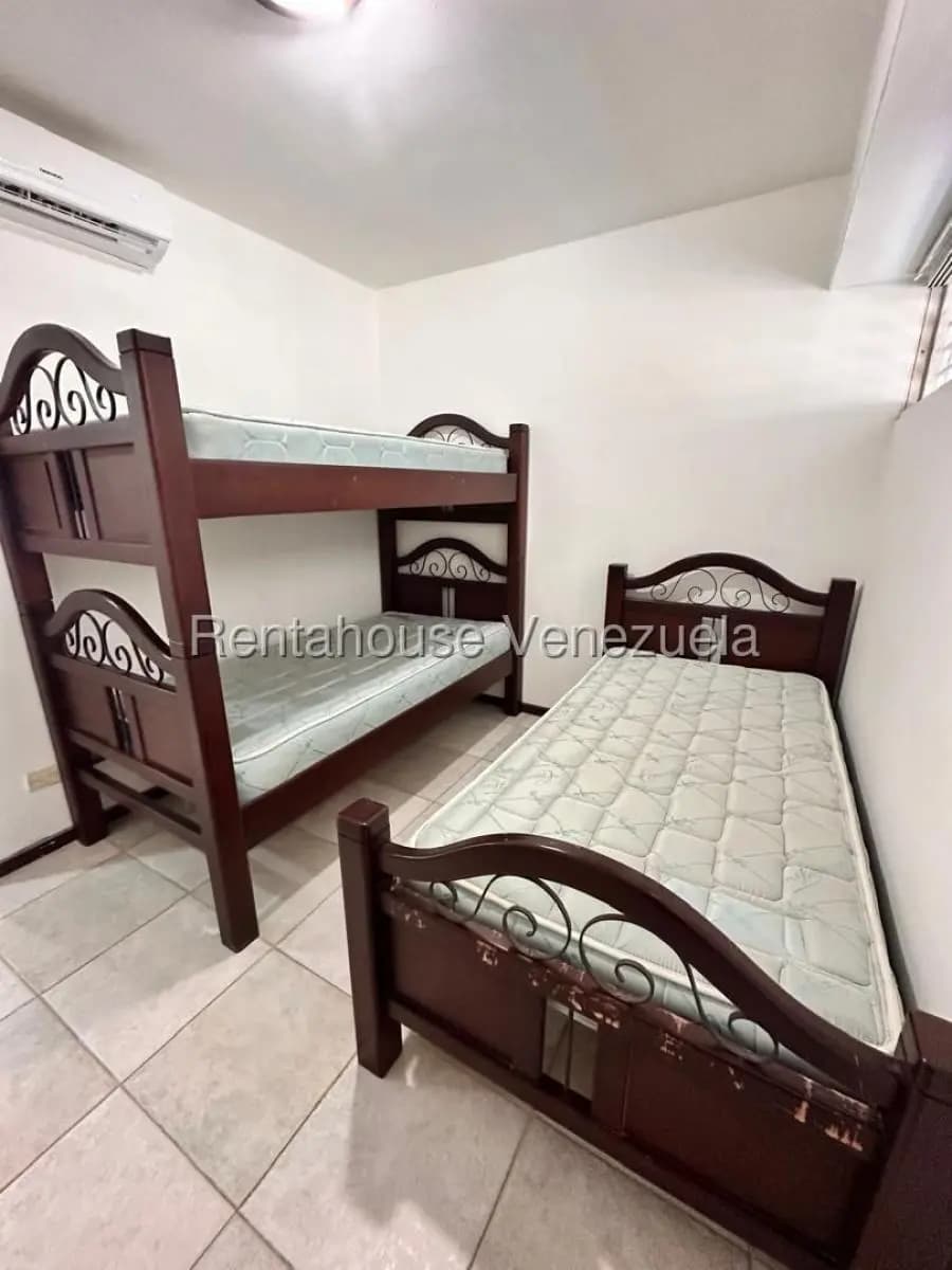 Apartamento en Venta en Tanaguarena Caraballeda - 10