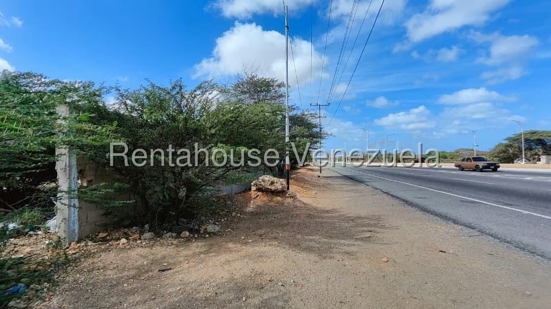 Terreno (Comercial) en Venta en Creolandia, Falcon - 4