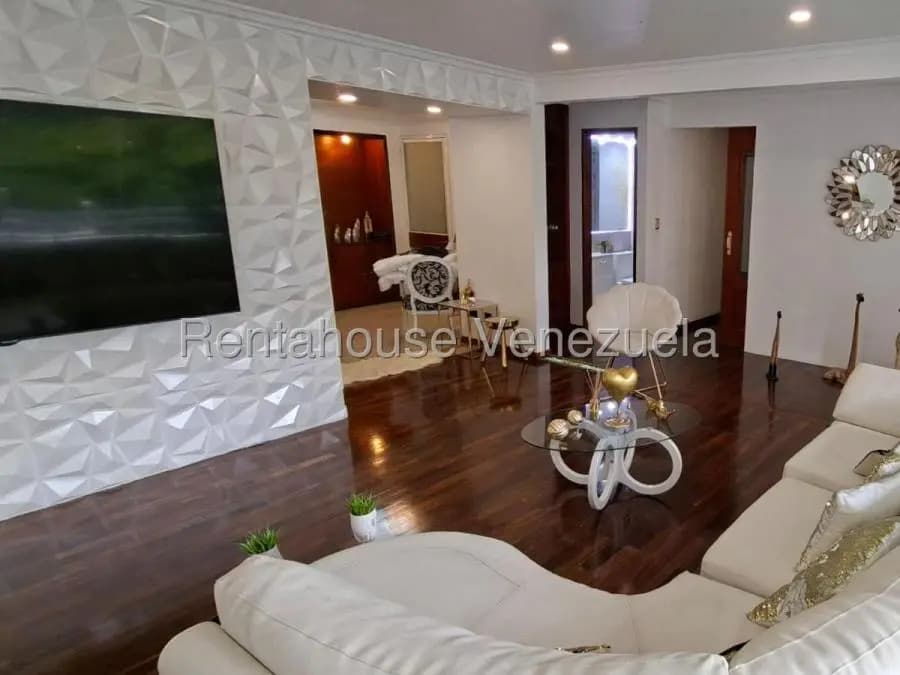Apartamento en Venta en Santa Rosa de Lima Caracas