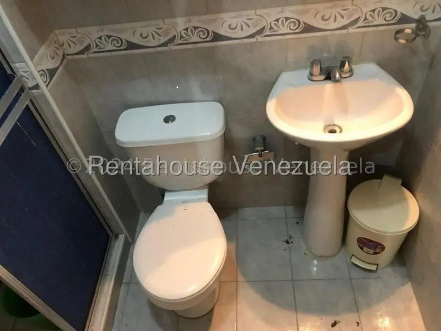 Apartamento en Alquiler en El Bosque Valencia Carabobo Valencia - 3