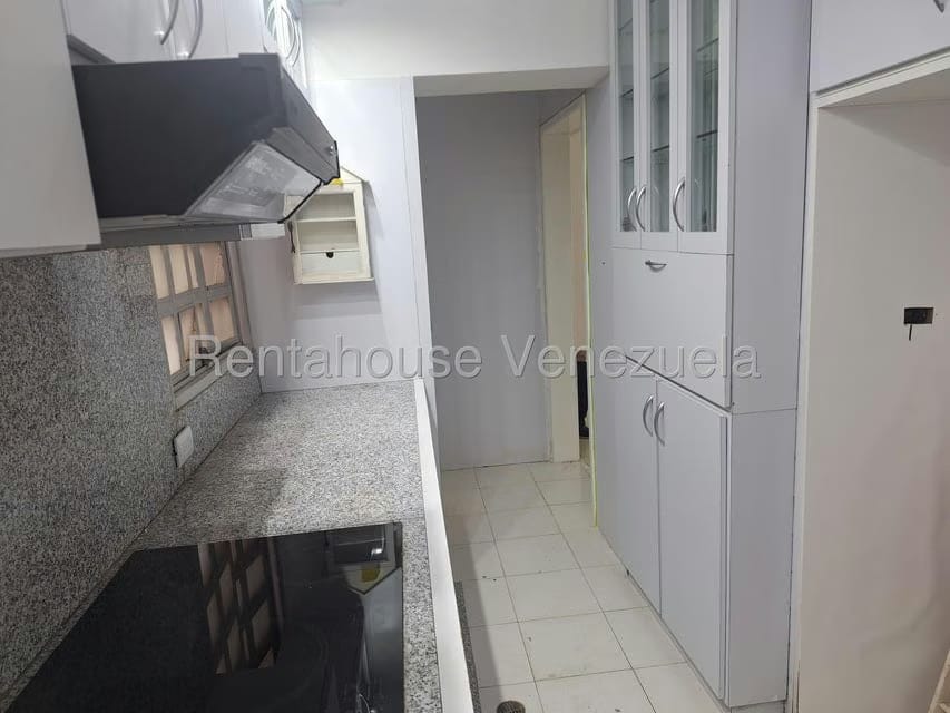 Apartamento (1 Nivel) en Alquiler en Los Caobos, Distrito Metropolitano - 2