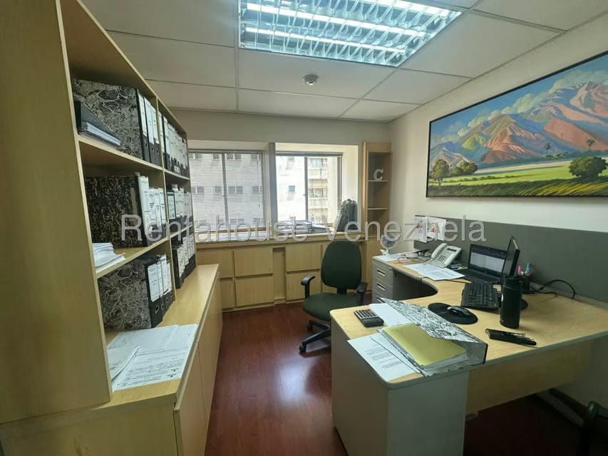 Comercial (Oficina) en Venta en Los Palos Grandes, Distrito Metropolitano - 15