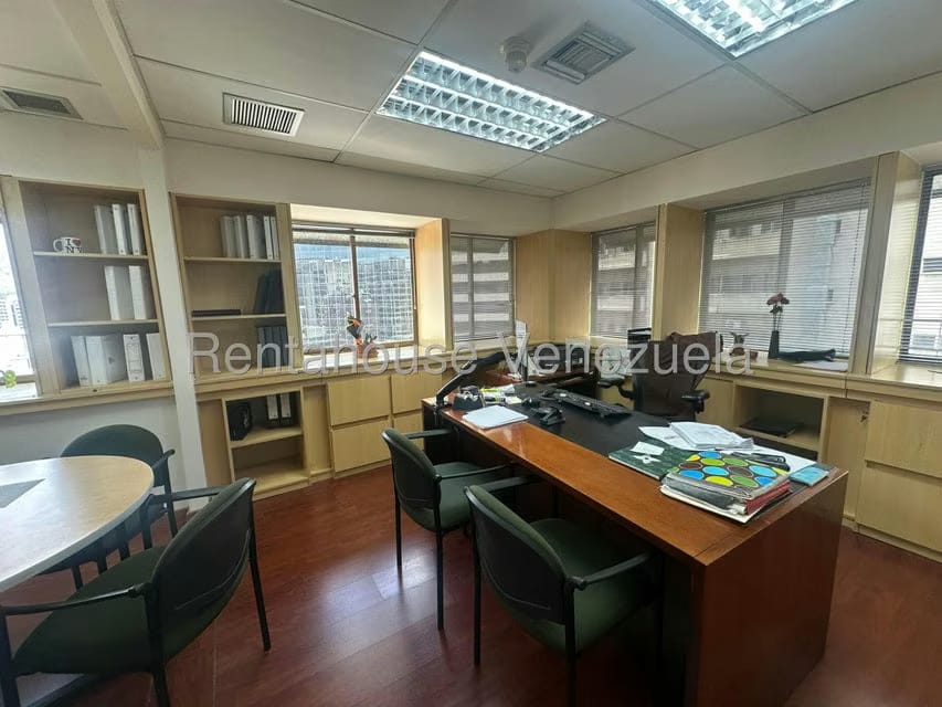 Comercial (Oficina) en Venta en Los Palos Grandes, Distrito Metropolitano - 17