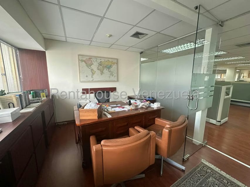 Comercial (Oficina) en Venta en Los Palos Grandes, Distrito Metropolitano - 20