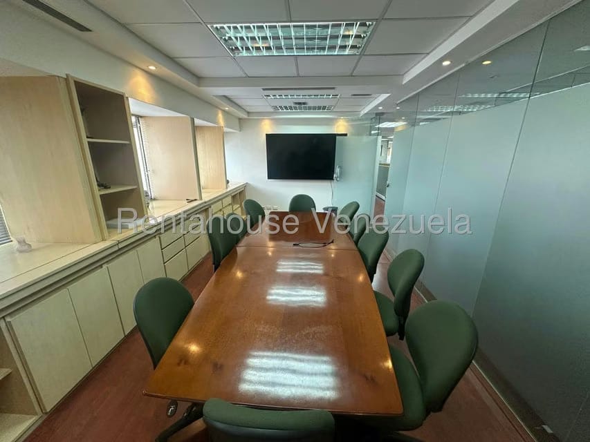 Comercial (Oficina) en Venta en Los Palos Grandes, Distrito Metropolitano - 21