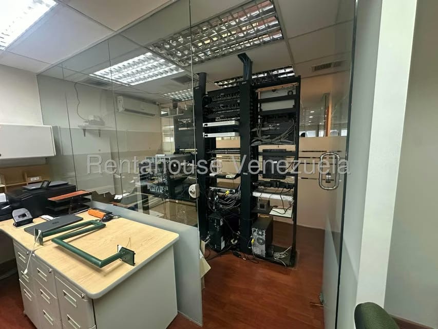 Comercial (Oficina) en Venta en Los Palos Grandes, Distrito Metropolitano - 22