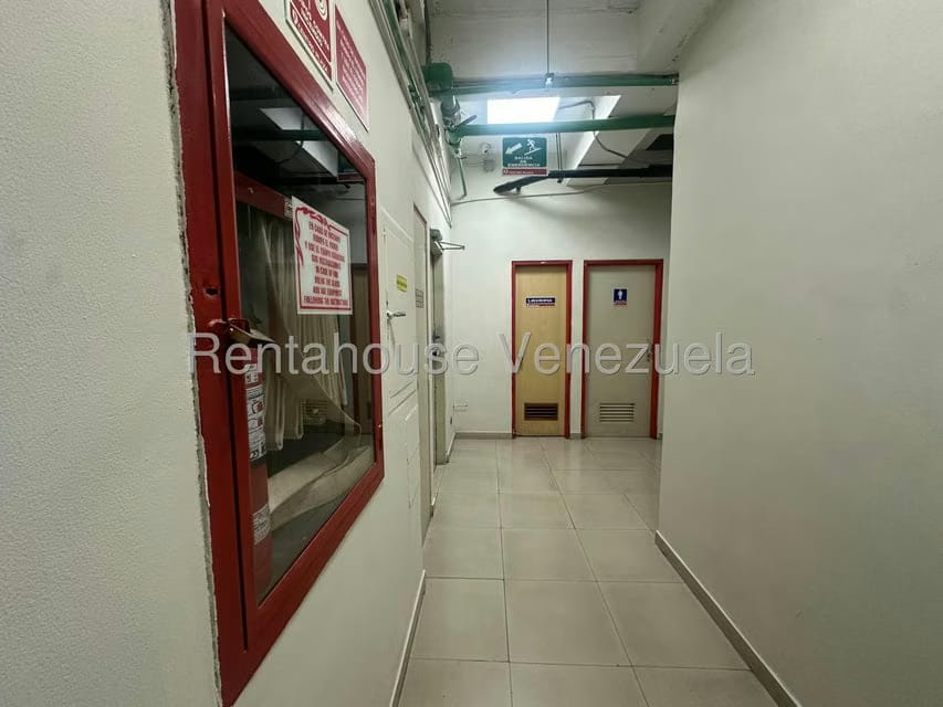 Comercial (Oficina) en Venta en Los Palos Grandes, Distrito Metropolitano - 44