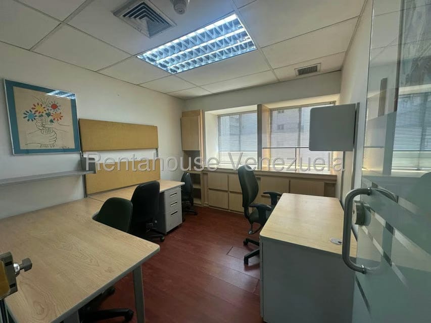Comercial (Oficina) en Venta en Los Palos Grandes, Distrito Metropolitano - 8