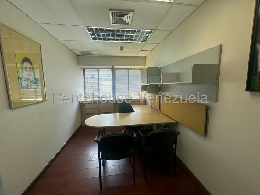 Comercial (Oficina) en Venta en Los Palos Grandes, Distrito Metropolitano - 10