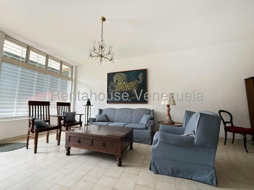 Casa (Multipes Niveles) en Venta en La Trinidad, Distrito Metropolitano - 3