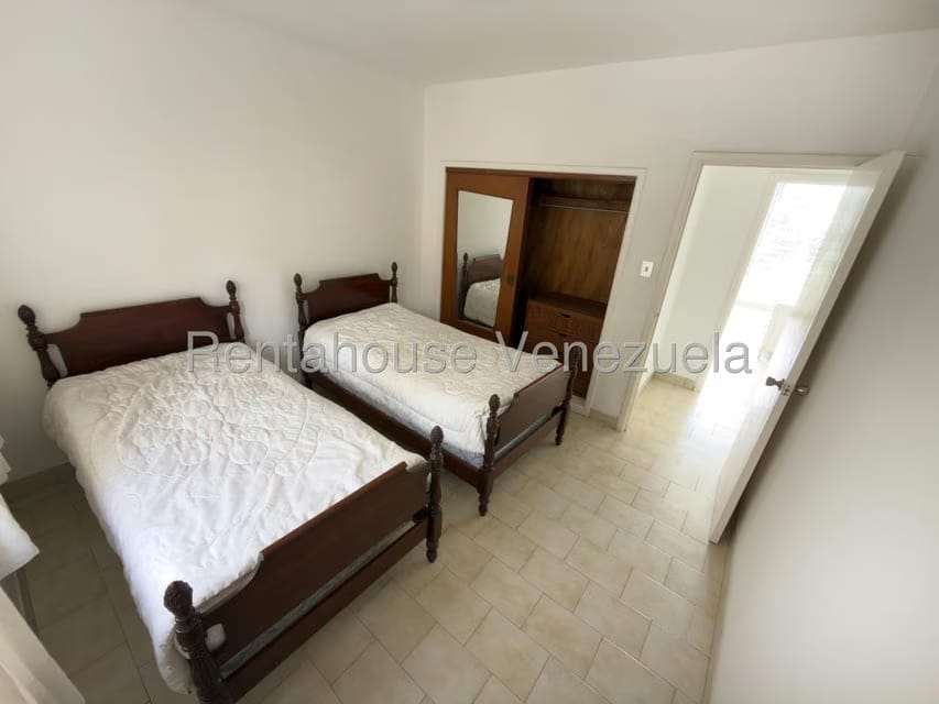 Casa (Multipes Niveles) en Venta en La Trinidad, Distrito Metropolitano - 27