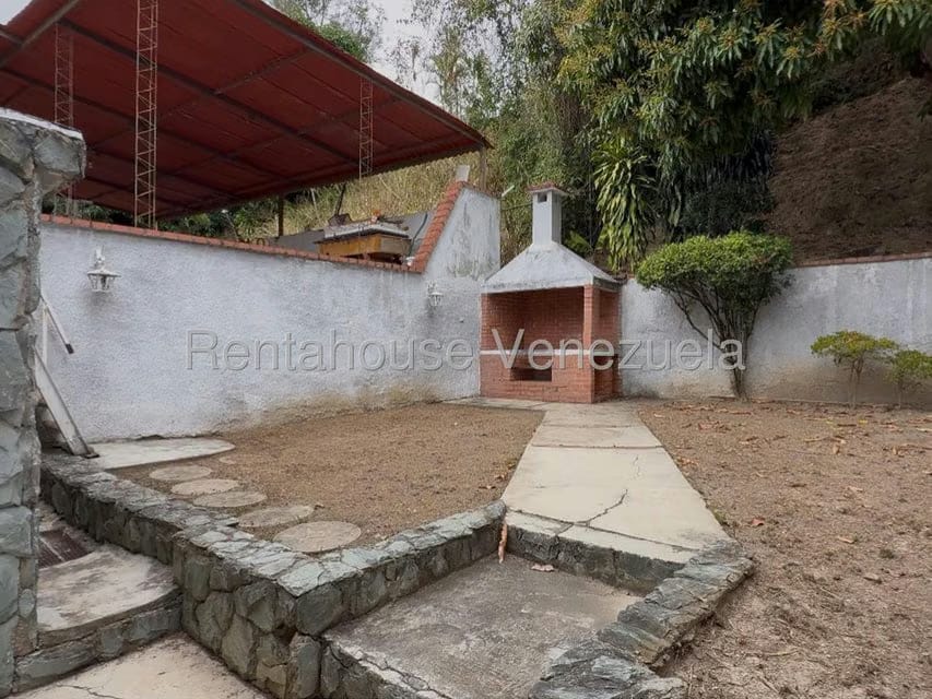 Casa (Multipes Niveles) en Venta en La Trinidad, Distrito Metropolitano - 33