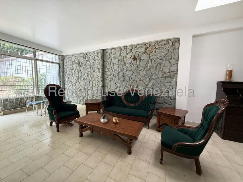 Casa (Multipes Niveles) en Venta en La Trinidad, Distrito Metropolitano - 9