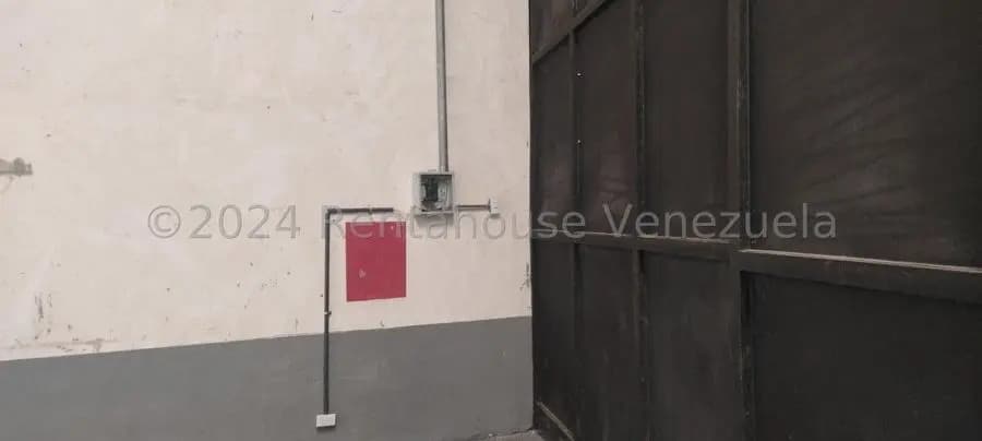 Galpon en Venta en vega arriba Guatire - 4