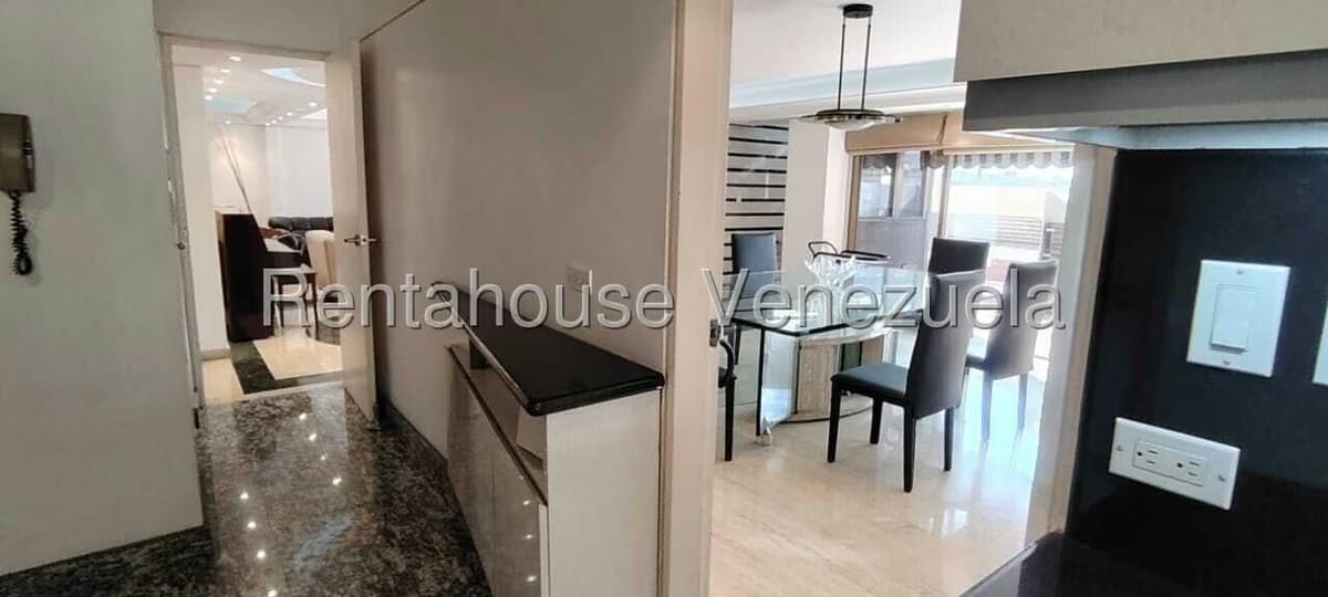 Apartamento (Penthouse) en Venta en La Florida, Distrito Metropolitano - 17