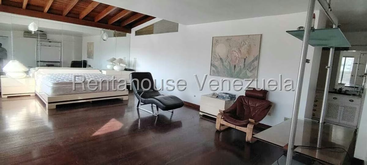 Apartamento (Penthouse) en Venta en La Florida, Distrito Metropolitano - 31