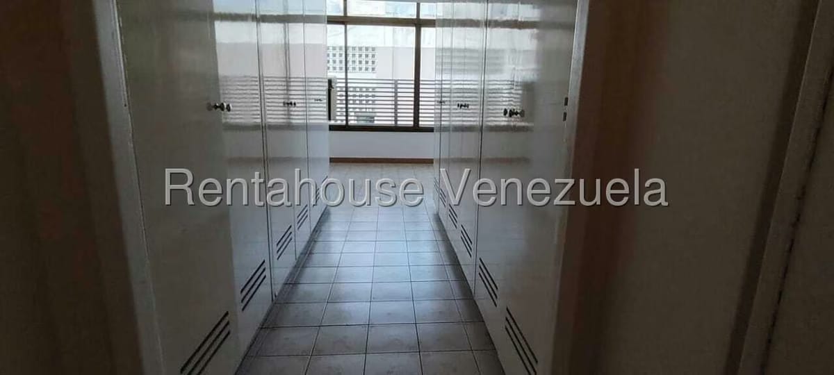 Apartamento (Penthouse) en Venta en La Florida, Distrito Metropolitano - 33