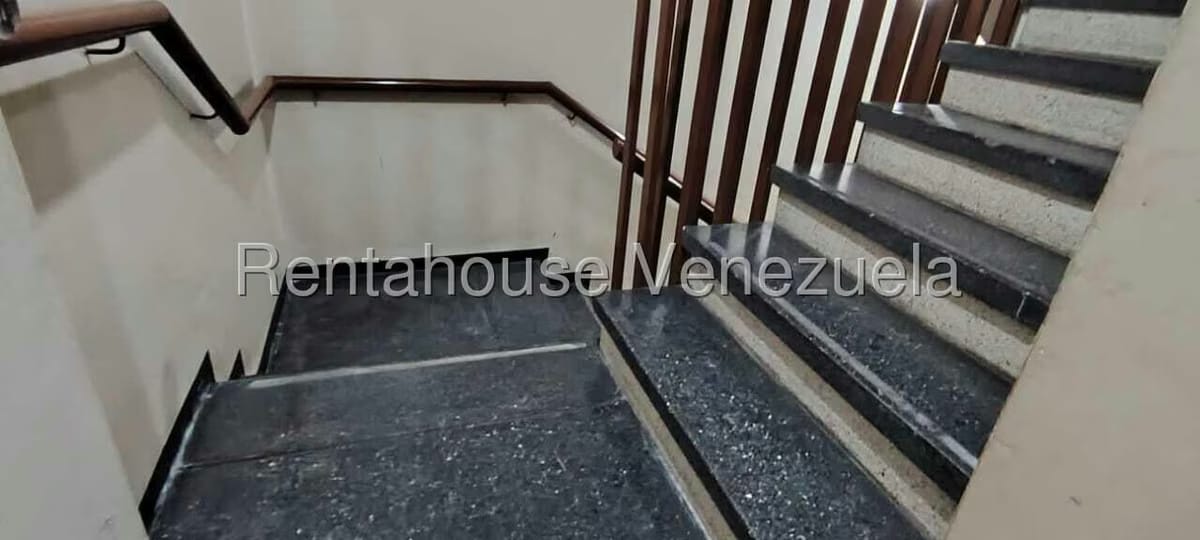 Apartamento (Penthouse) en Venta en La Florida, Distrito Metropolitano - 44