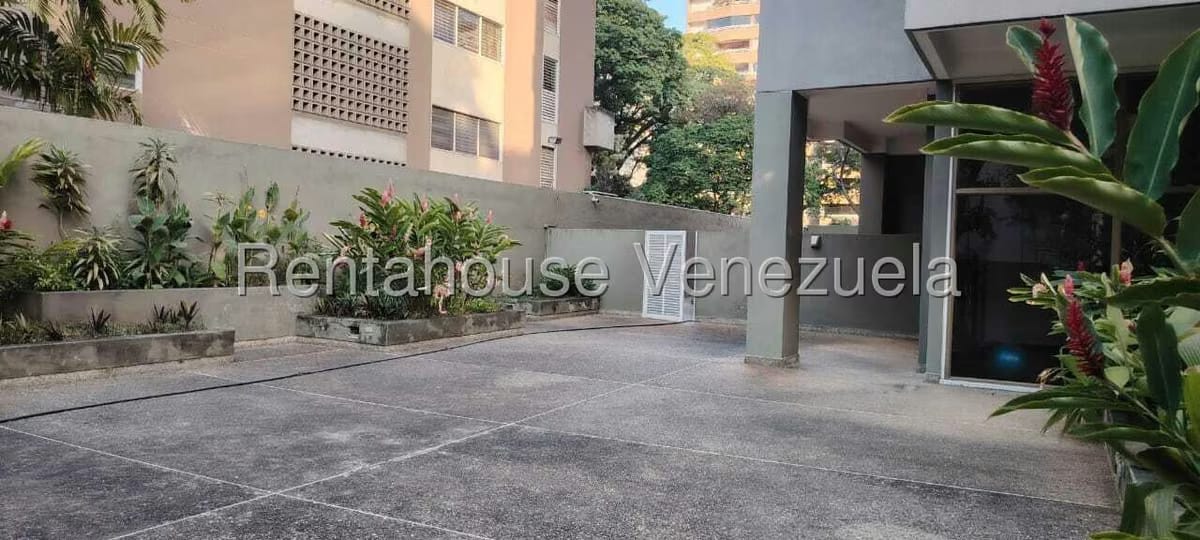 Apartamento (Penthouse) en Venta en La Florida, Distrito Metropolitano - 48