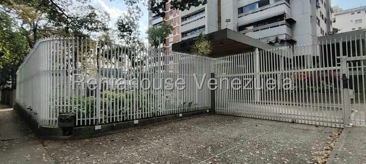 Apartamento (Penthouse) en Venta en La Florida, Distrito Metropolitano - 66
