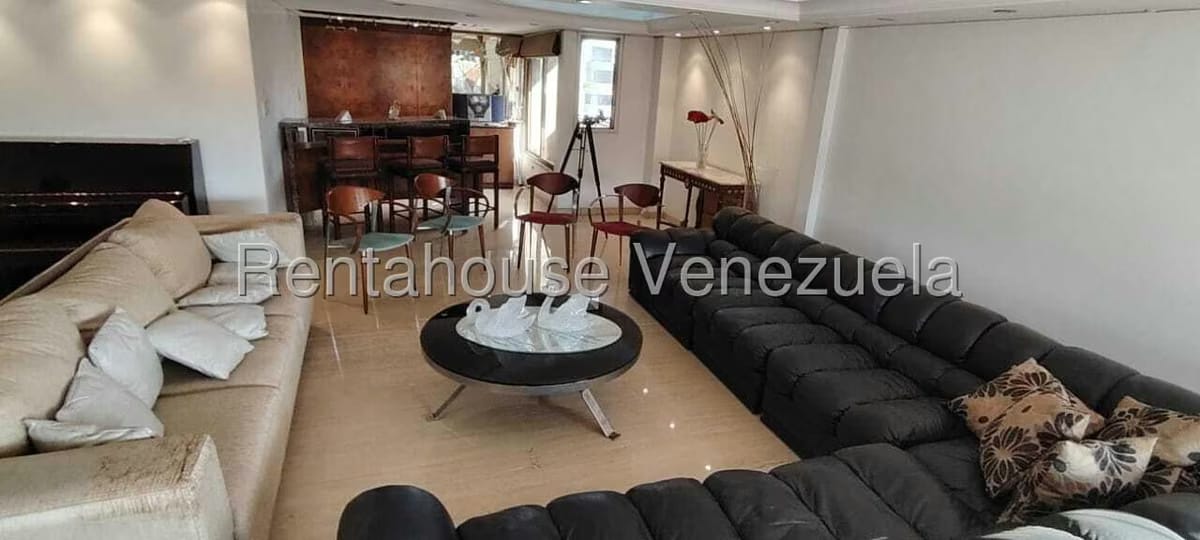 Apartamento (Penthouse) en Venta en La Florida, Distrito Metropolitano - 8