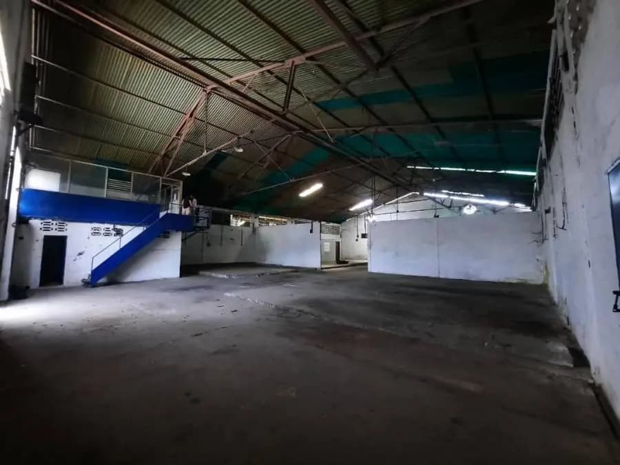 Galpon en Venta en La Quizanda Valencia - 3