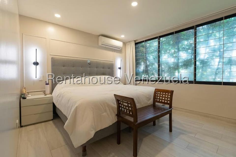 Apartamento (1 Nivel) en Venta en Country Club, Distrito Metropolitano - 21