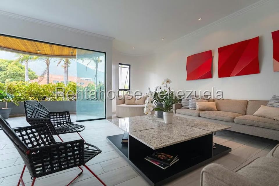 Apartamento (1 Nivel) en Venta en Country Club, Distrito Metropolitano - 4