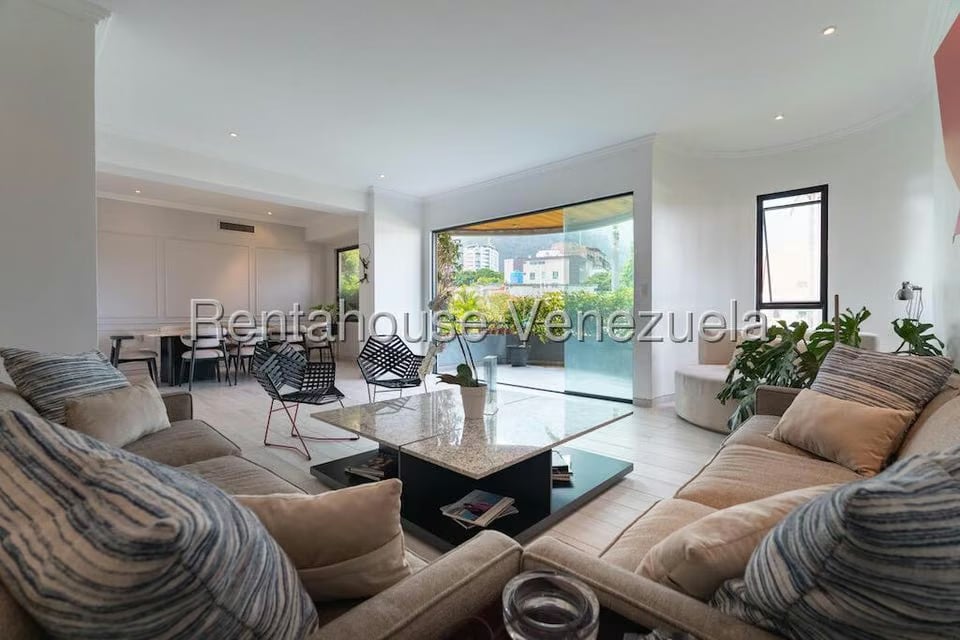 Apartamento (1 Nivel) en Venta en Country Club, Distrito Metropolitano - 5