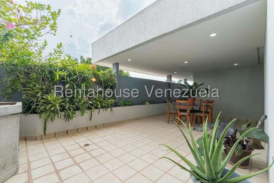 Apartamento (1 Nivel) en Venta en Country Club, Distrito Metropolitano - 46