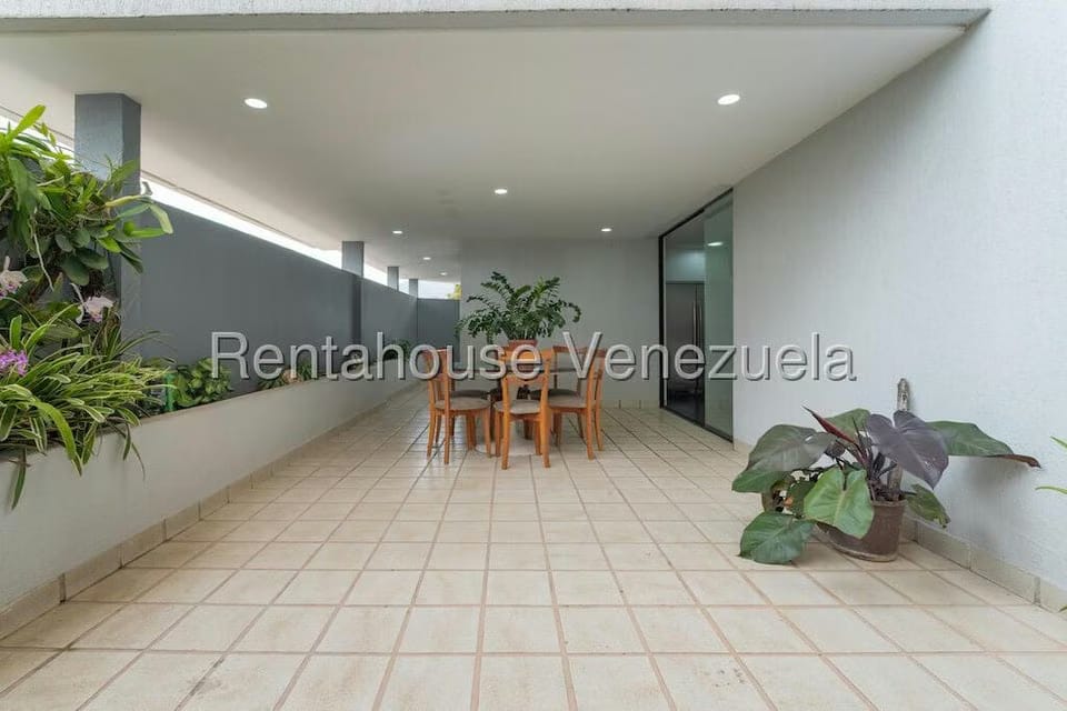 Apartamento (1 Nivel) en Venta en Country Club, Distrito Metropolitano - 47