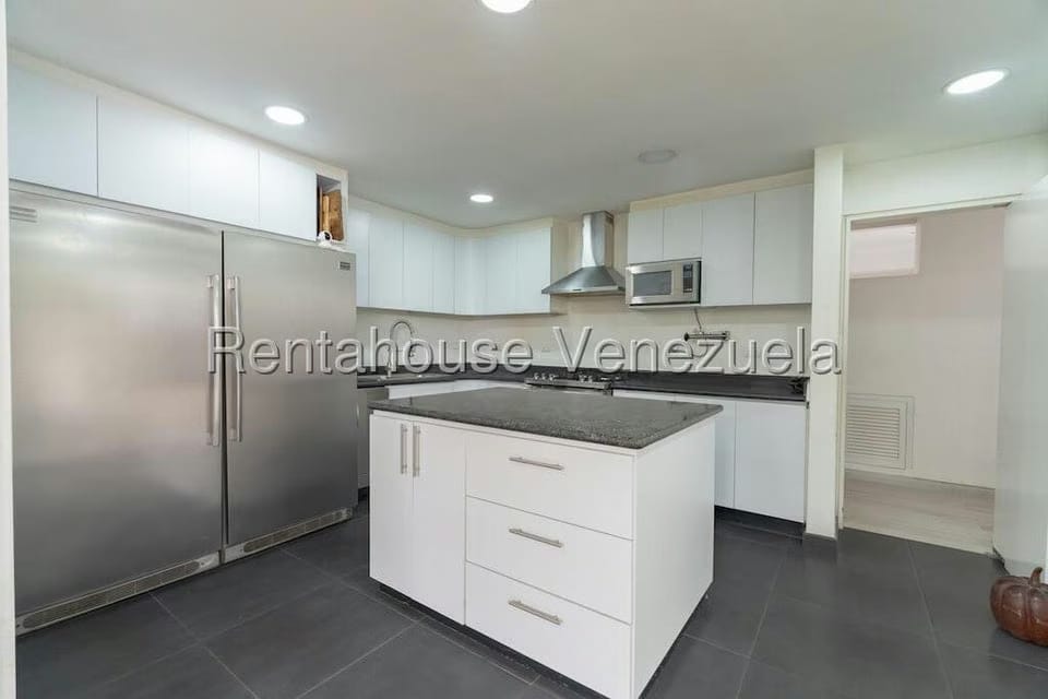Apartamento (1 Nivel) en Venta en Country Club, Distrito Metropolitano - 50