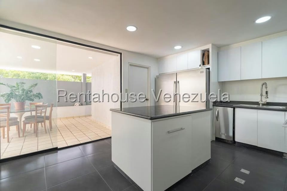 Apartamento (1 Nivel) en Venta en Country Club, Distrito Metropolitano - 52