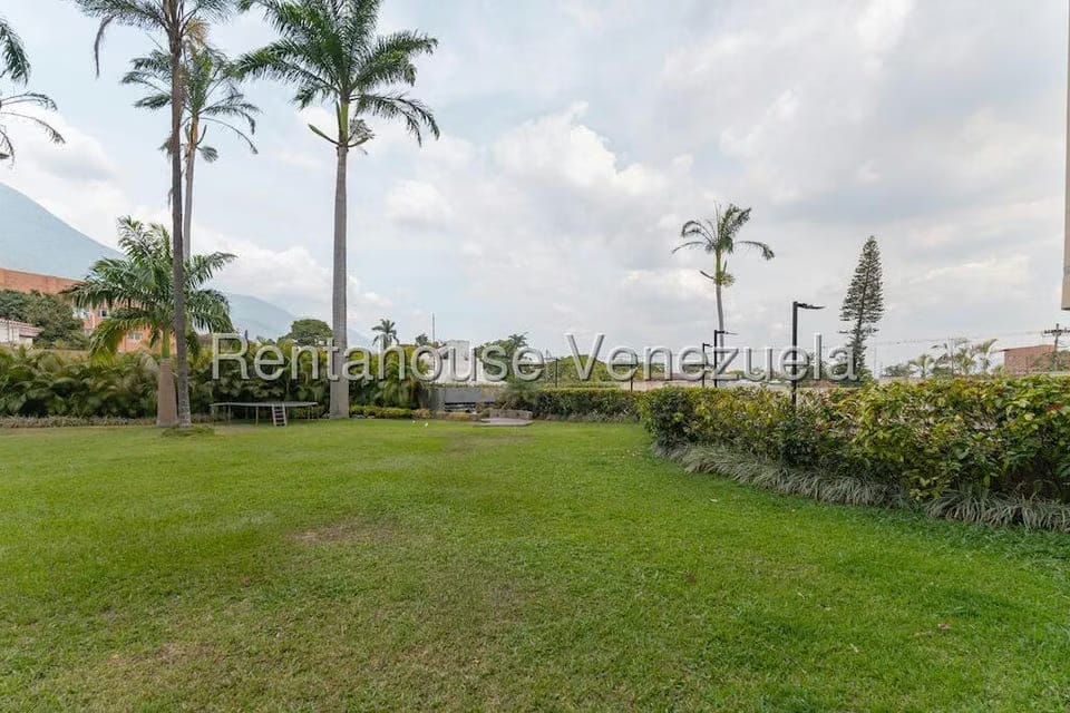 Apartamento (1 Nivel) en Venta en Country Club, Distrito Metropolitano - 60