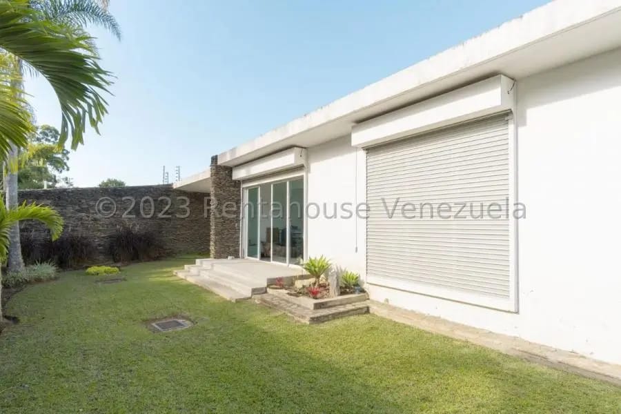 Casa en Venta en Alto Hatillo Caracas - 2
