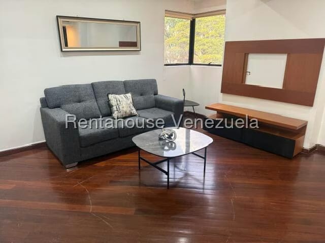 Apartamento (1 Nivel) en Alquiler en El Rosal, Distrito Metropolitano - 7