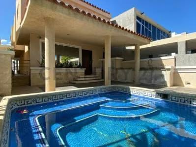 Te ofrecemos acogedor palafito en alquiler diario o mensual