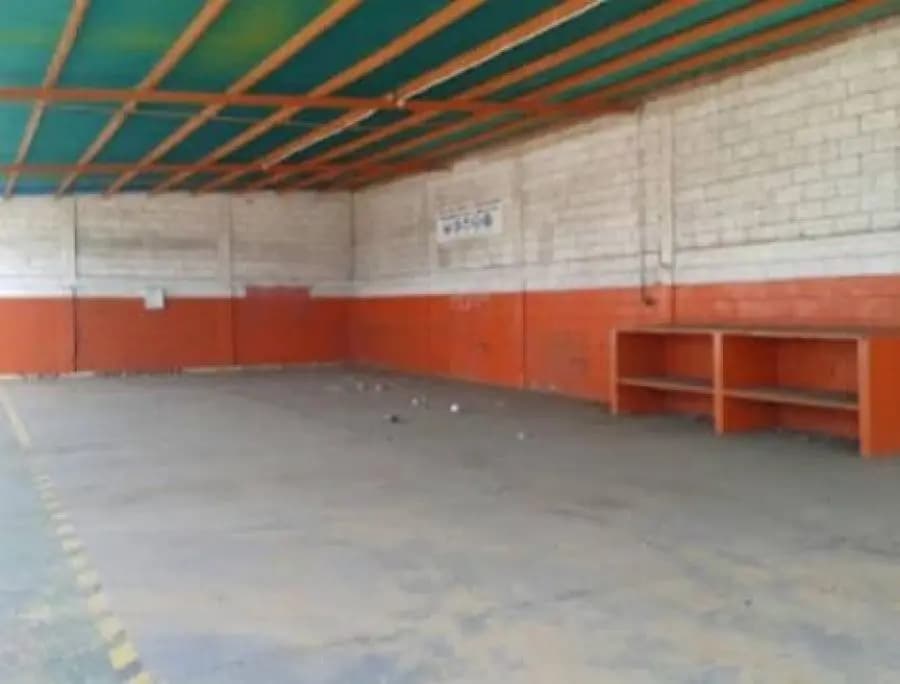 Galpon en Venta en El Tigrito - 3