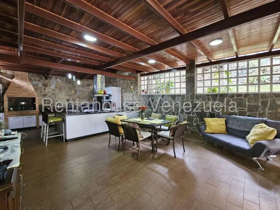 Casa en Venta en Cumbres de Curumo Caracas - 11