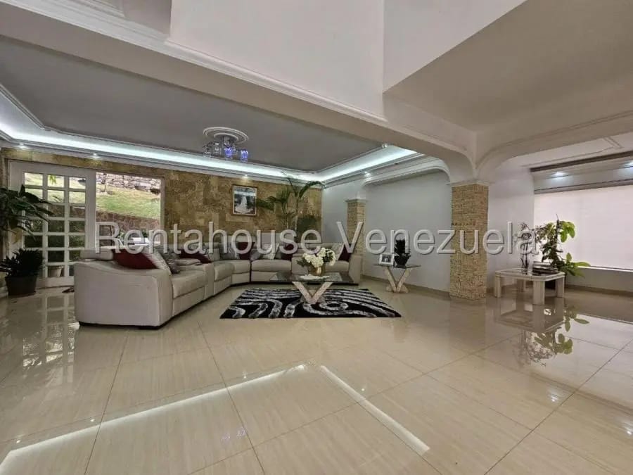 Casa en Venta en Cumbres de Curumo Caracas - 12