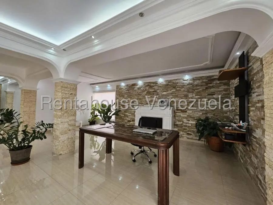 Casa en Venta en Cumbres de Curumo Caracas - 19