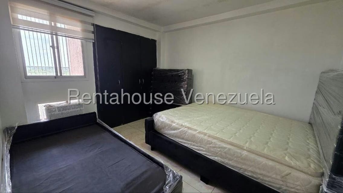 Apartamento (1 Nivel) en Alquiler en Ambrosio, Zulia - 12