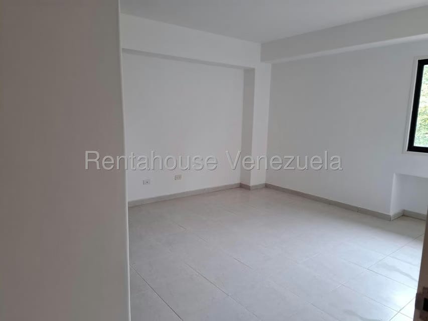 Apartamento (1 Nivel) en Venta en Parque el Retiro, Miranda - 16