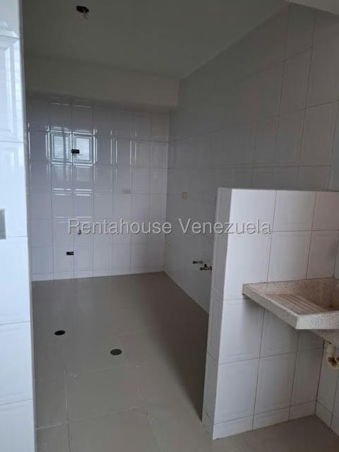Apartamento (1 Nivel) en Venta en Parque el Retiro, Miranda - 19