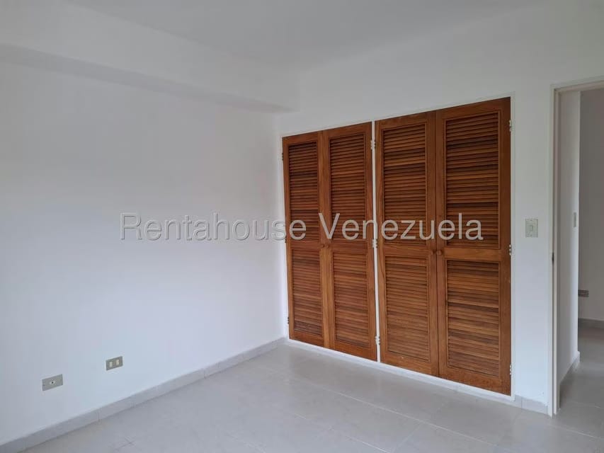 Apartamento (1 Nivel) en Venta en Parque el Retiro, Miranda - 28